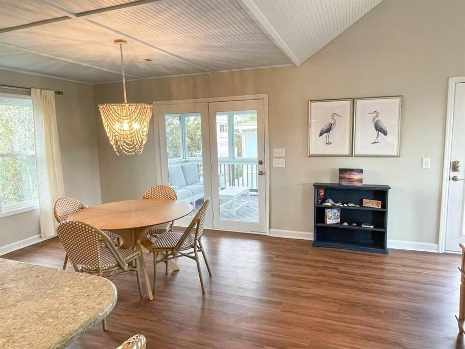 The Gentleman Pirate Villa Edisto Island Exterior photo